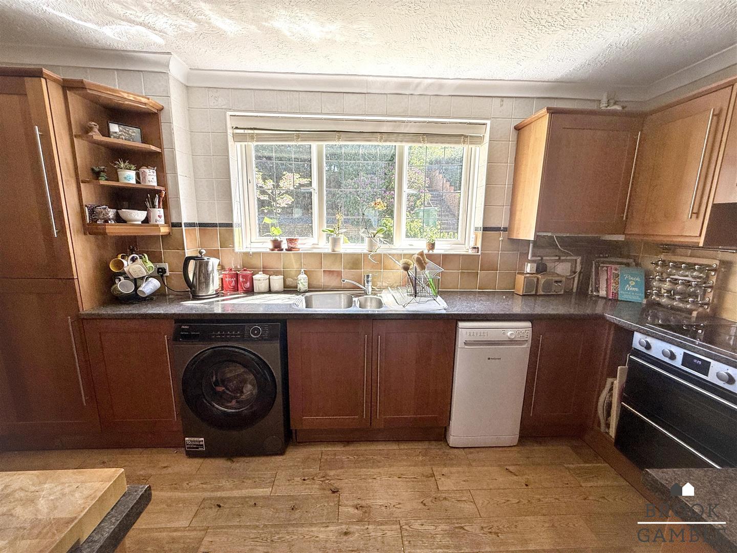 3 Bedroom House. Victoria Drive in Eastbourne,  15